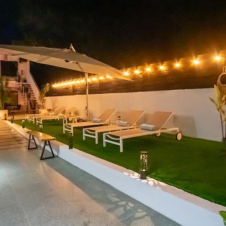 Anika Boutique Suites Coco Eksteriør billede