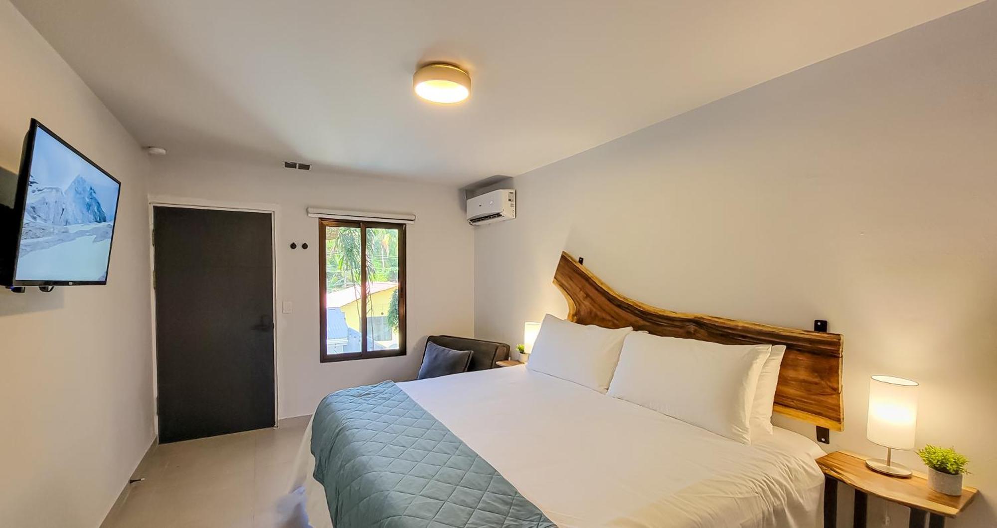 Anika Boutique Suites Coco Eksteriør billede