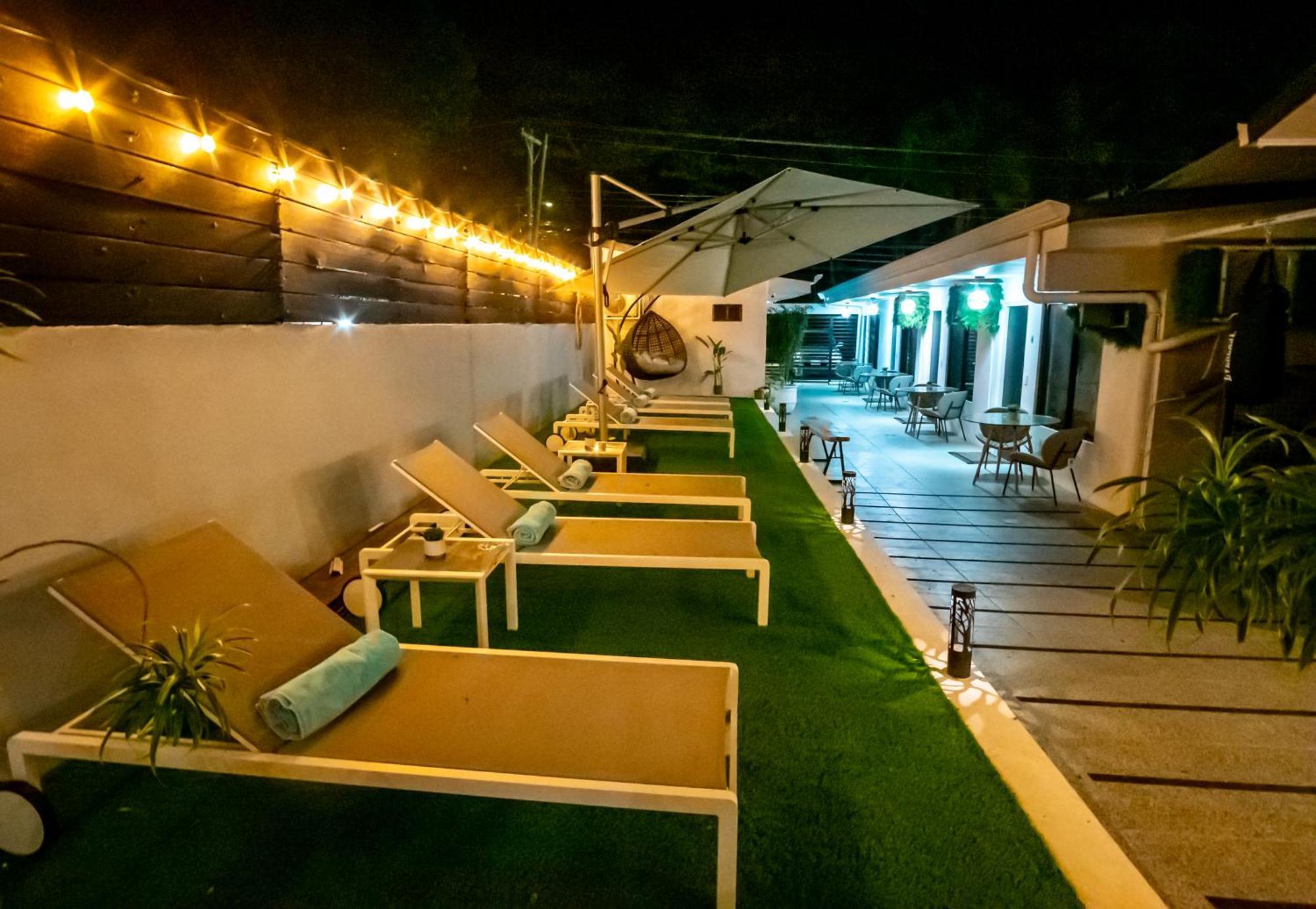 Anika Boutique Suites Coco Eksteriør billede