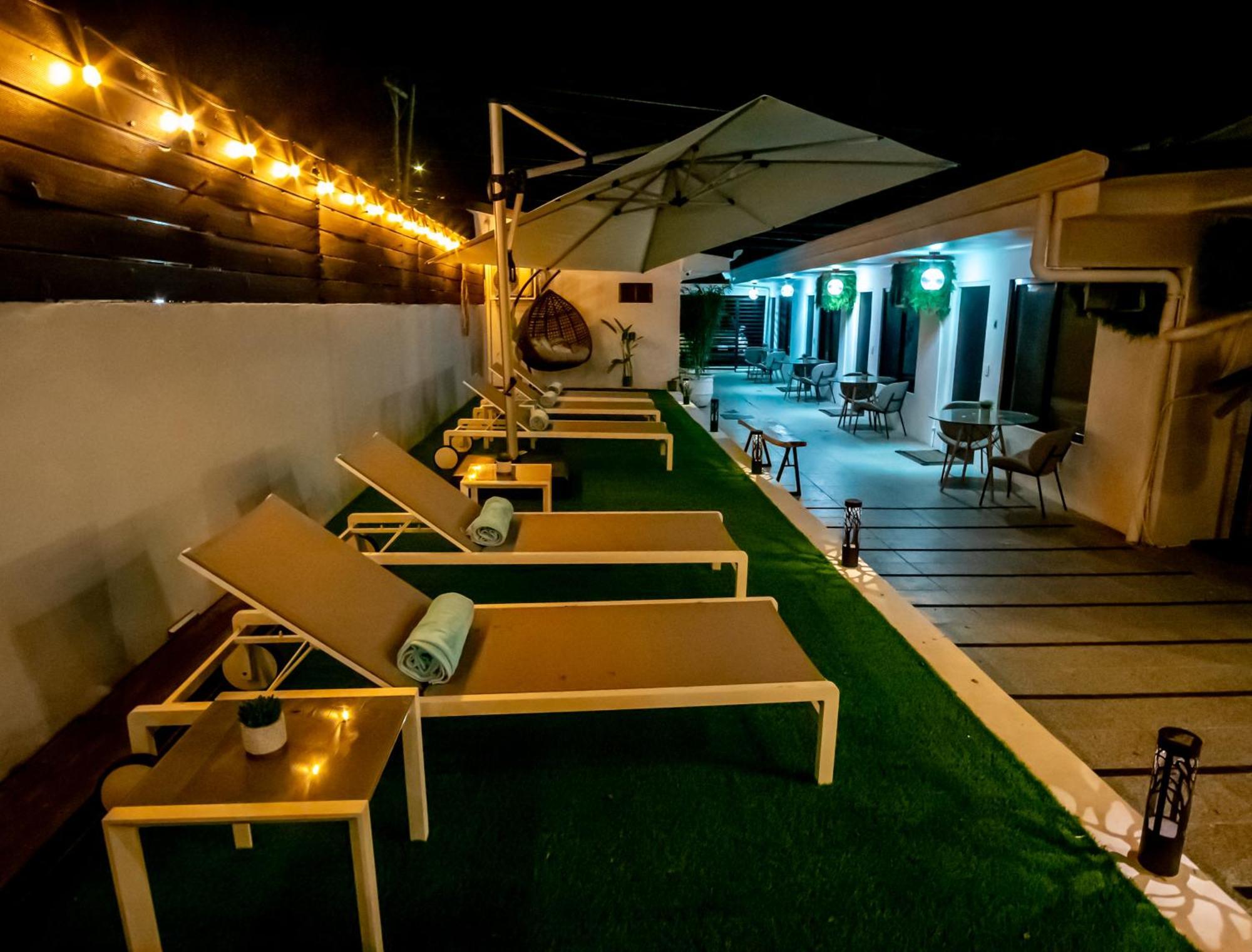 Anika Boutique Suites Coco Eksteriør billede